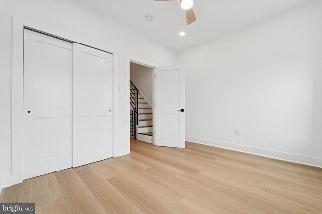 Building Photo - 1806 E Moyamensing Ave