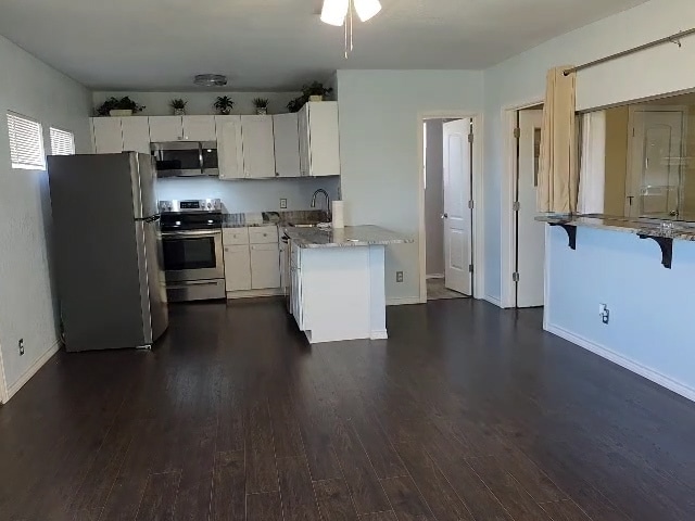 Building Photo - 830 Comanche Trail