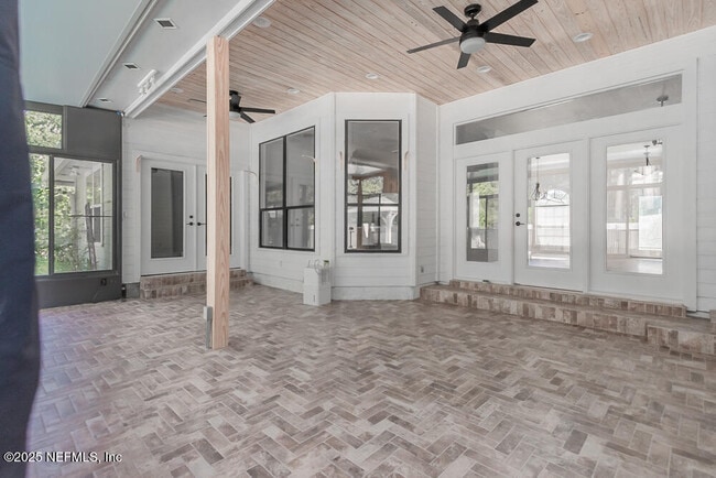 Building Photo - 1737 Heatherwood Dr