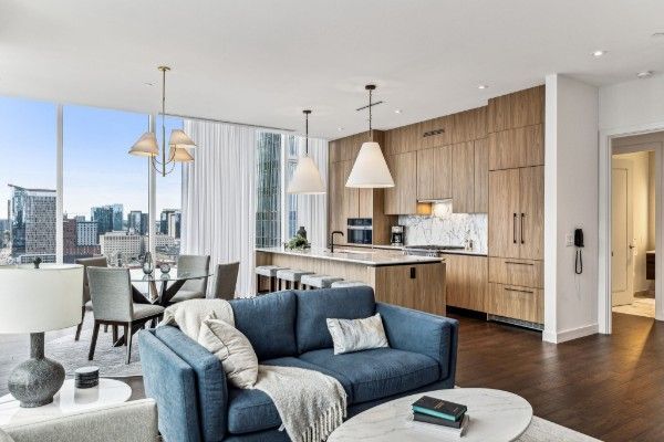 Building Photo - 160 2nd Ave S