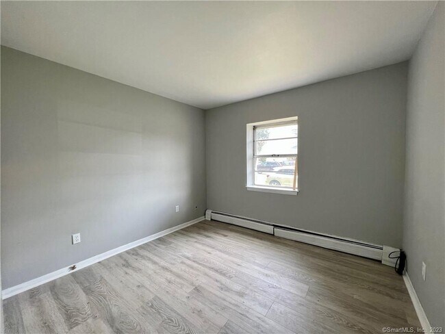 Building Photo - 85-87 Union Ave