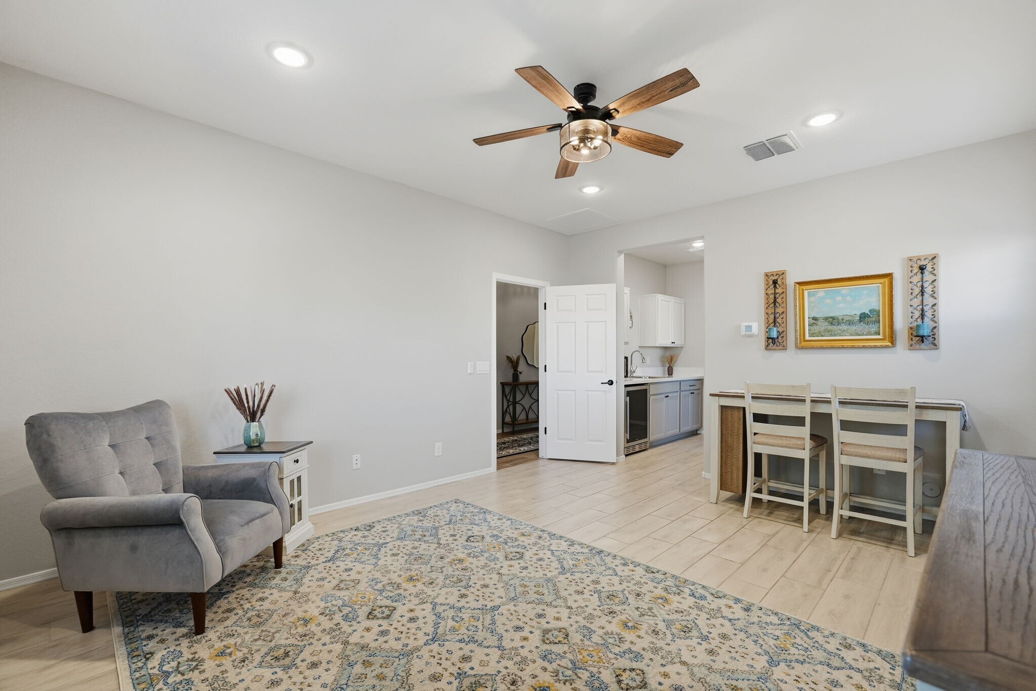 Building Photo - 3017 N Majestic Ct