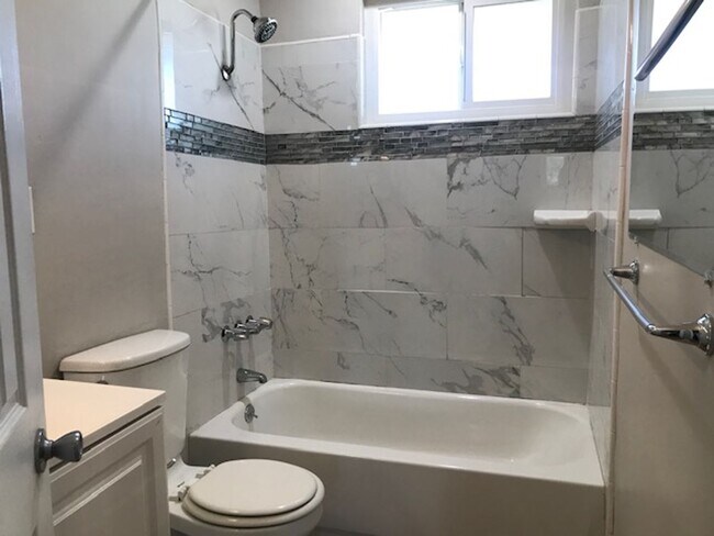 Building Photo - RUNNYMEDE