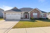 Building Photo - Neighborhood Pool! Minutes to Piney Green Gate!