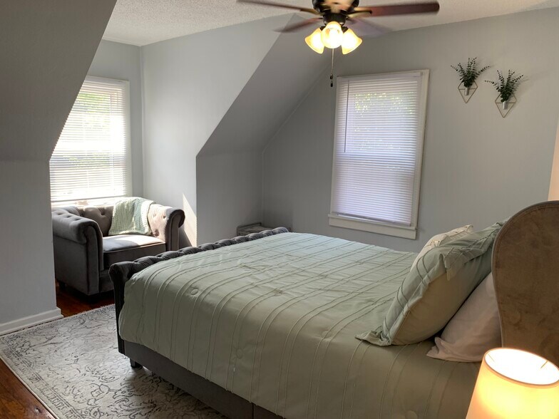Master Bedroom - 412 N 9th St