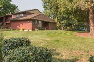 Building Photo - 553 Clay St