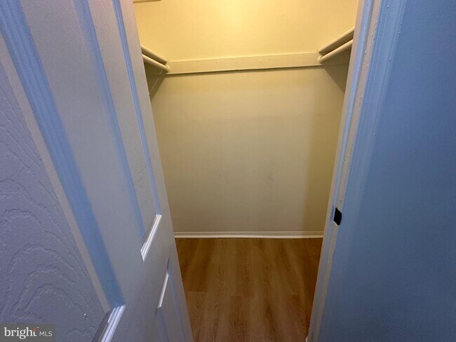 Building Photo - 8282 White Pine Dr