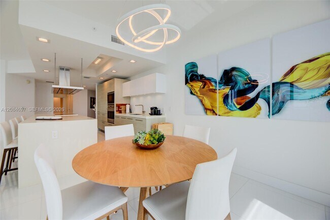 Building Photo - 17111 Biscayne Blvd