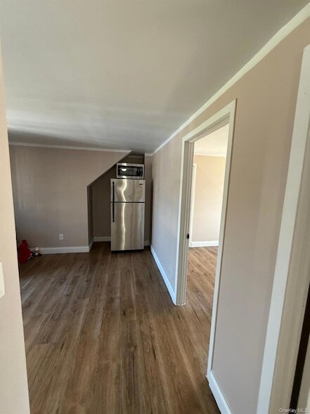 Building Photo - 23 Magro Dr