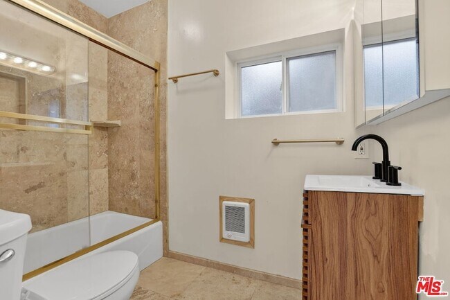 Building Photo - 21549 Summit Trail