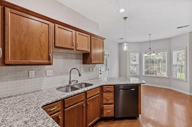 Building Photo - 10492 Ashfarm Way