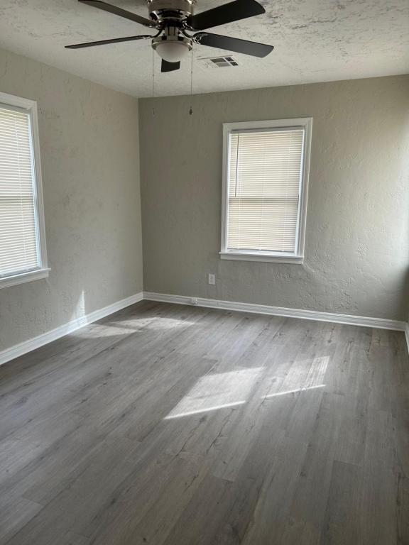 Building Photo - 1907 NW Euclid Ave