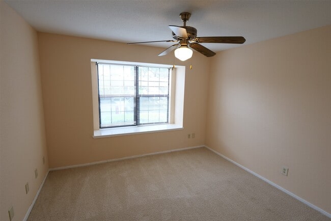 Building Photo - 14911 Wunderlich Dr