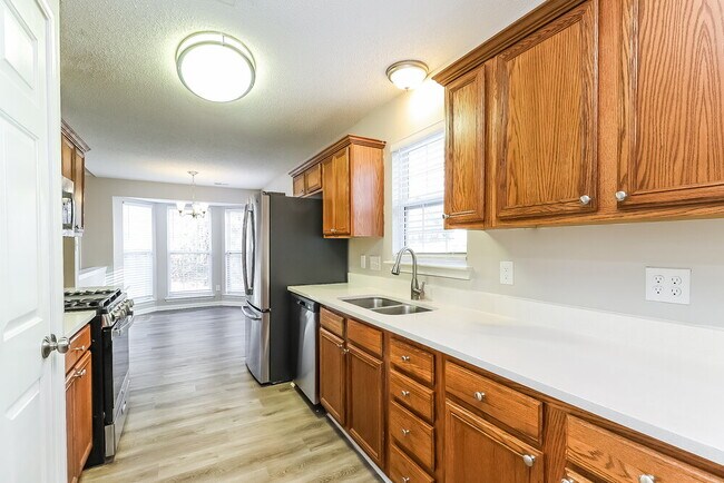 Building Photo - 4603 Avalon Forest Ln