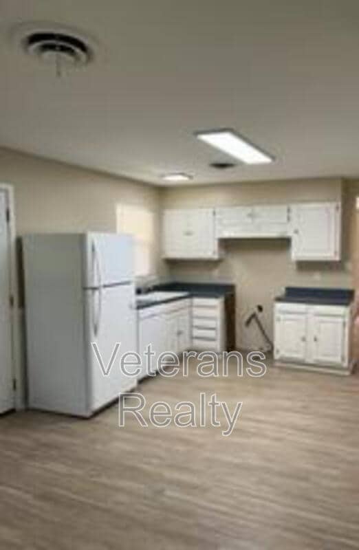 Building Photo - 206 N Wilson Blvd