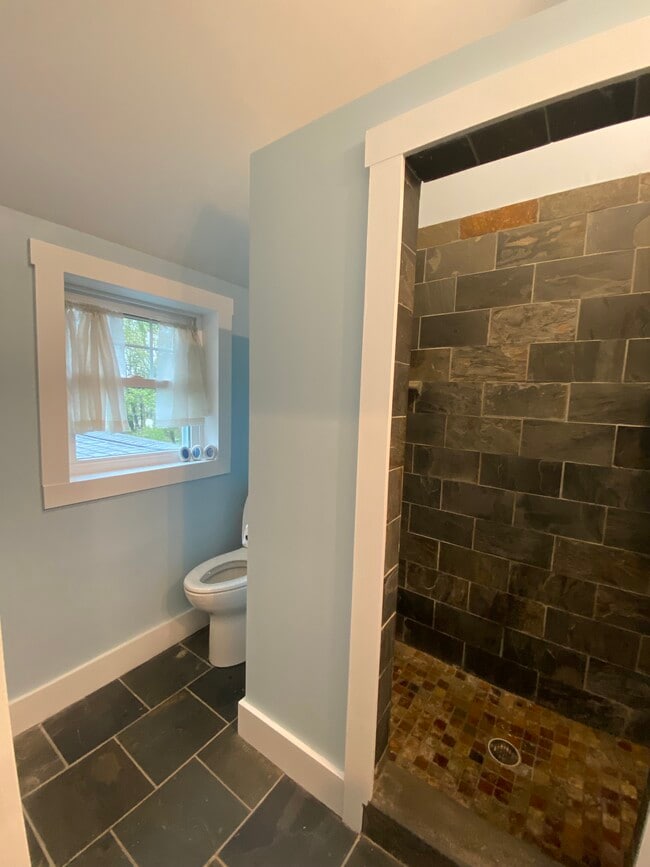 Upstairs Bedroom #2 Bathroom - 509 S Bethlehem Pike