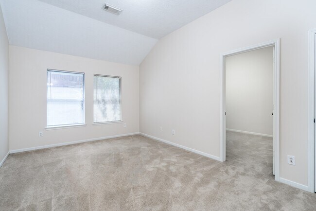 Building Photo - 9503 Tartan Manor St