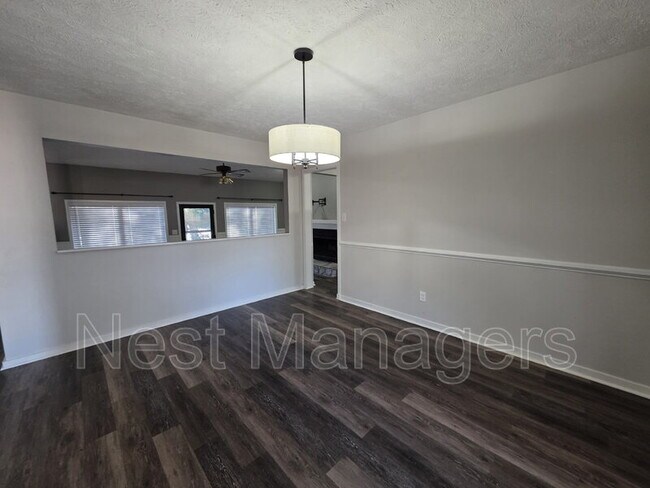 Building Photo - 4491 Briton Ct