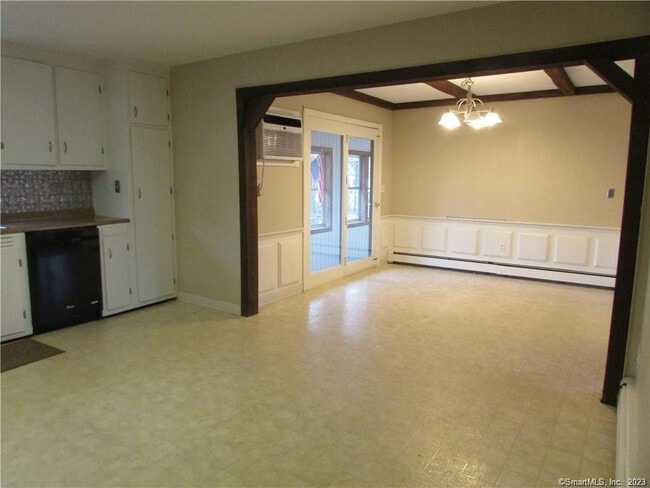 Building Photo - 235 Shaker Rd