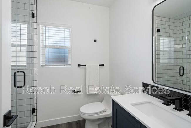 Building Photo - 6634-6644 Rockglen Ave