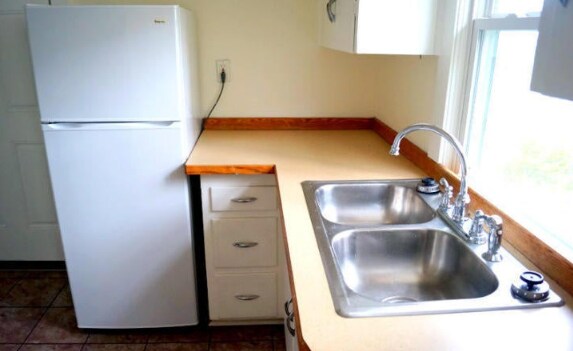 Building Photo - 329 Fenton St