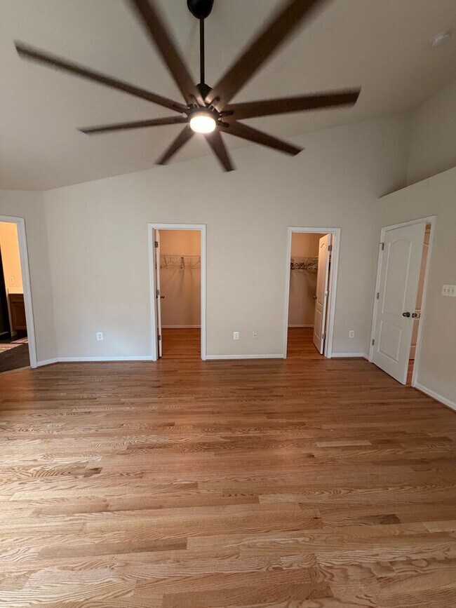 Building Photo - 7282 Mockingbird Cir