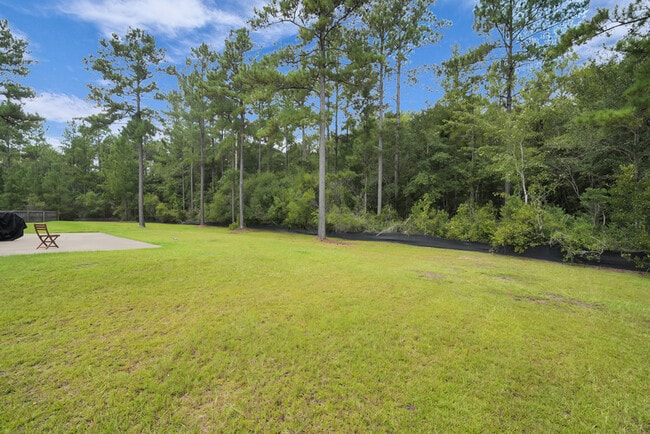 Building Photo - 68 Lincoln Way