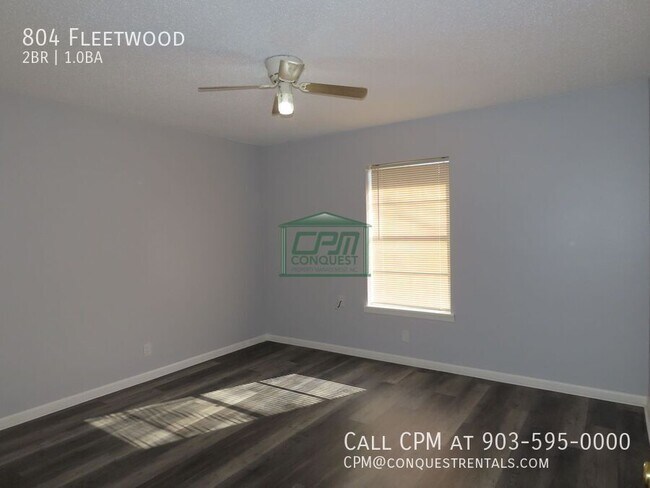 Building Photo - 804 Fleetwood-