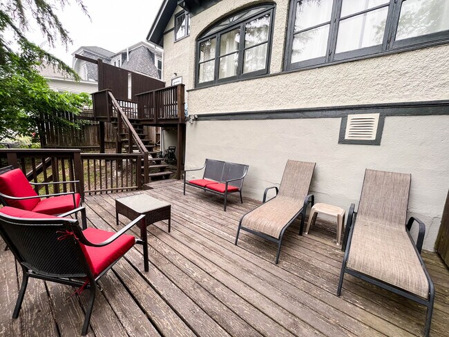 Building Photo - 110 Linden Ave