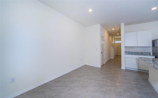 Building Photo - 34275 Sorrel Mint Dr