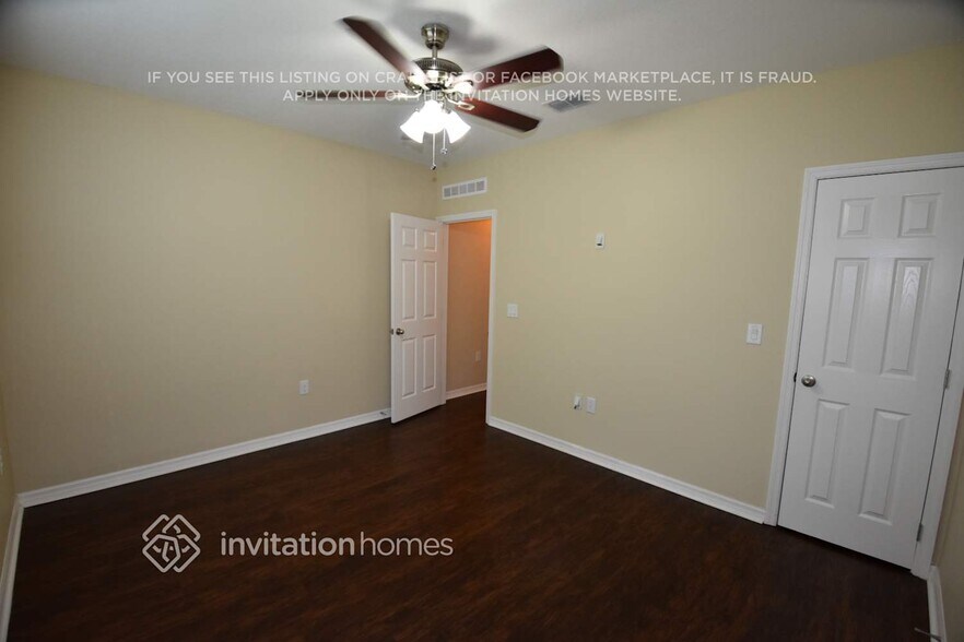Building Photo - 14183 Salvatierra Ln