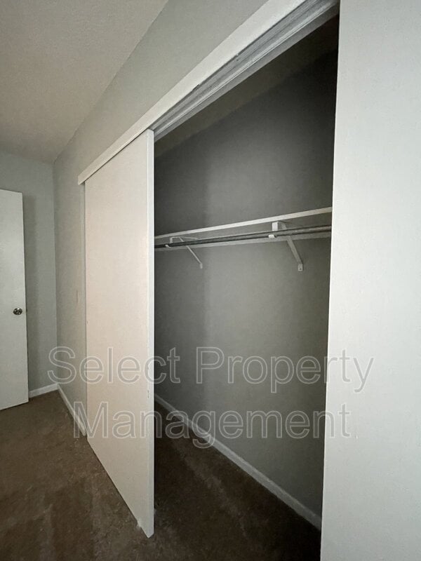 Building Photo - 5440 Evard Rd