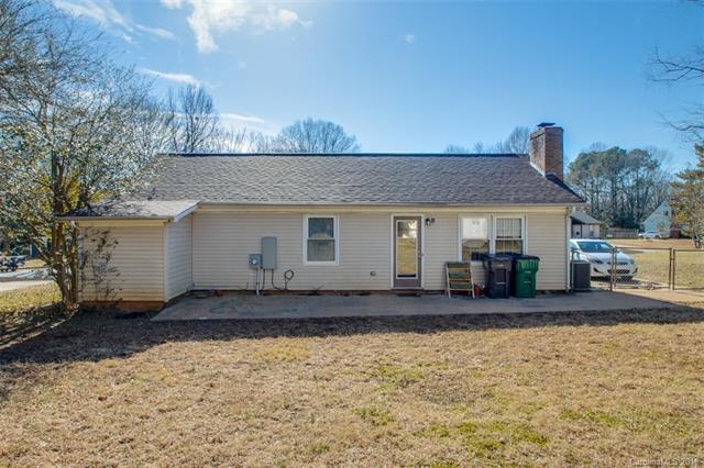 Building Photo - 9413 Split Rail Ln
