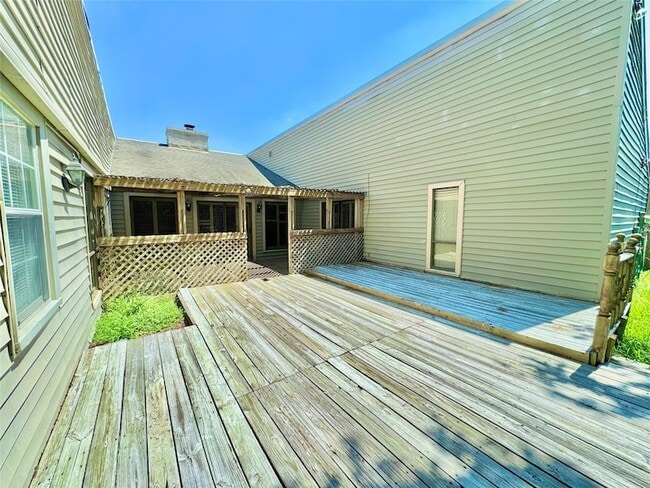 Building Photo - 7743 Portal Dr