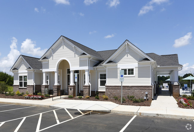 Fairway Village at Stoney Creek - Whitsett, NC | Apartment Finder