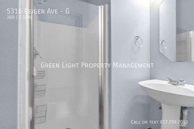 Building Photo - 5316 Reiger Ave