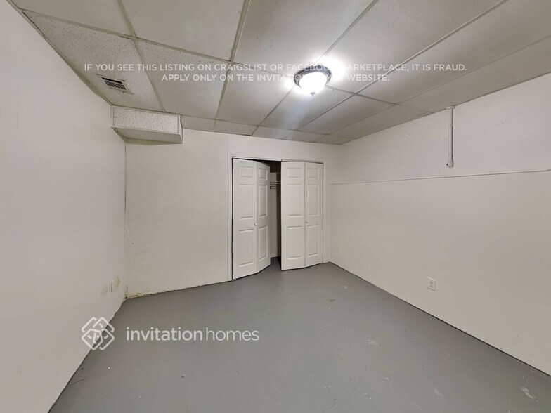 Building Photo - 386 Nottingham Dr