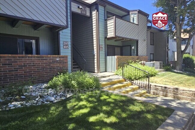 Primary Photo - 11983 E Harvard Ave