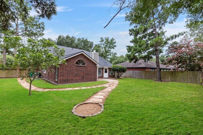 Building Photo - 1815 Moston Dr