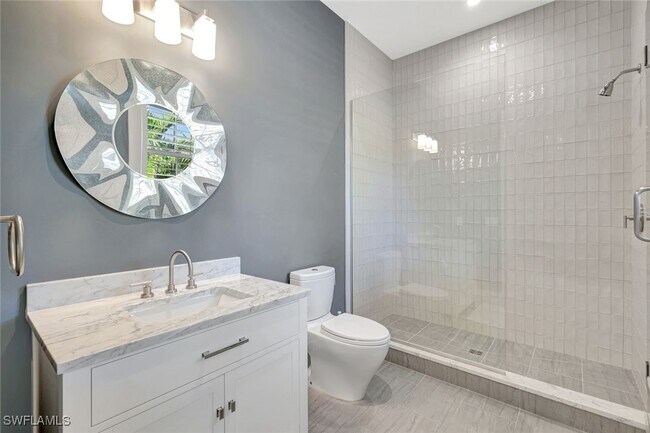 Building Photo - 160 Broad Ave S