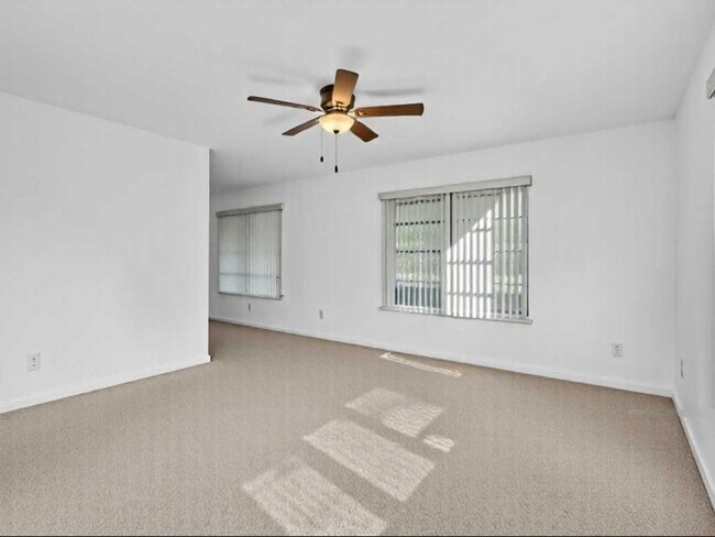 Building Photo - 2191 NE 172nd St