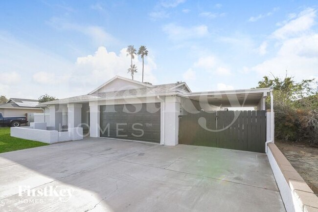Building Photo - 4451 W Sweetwater Ave