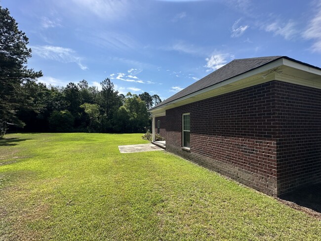 Building Photo - 441 Serenity Ave