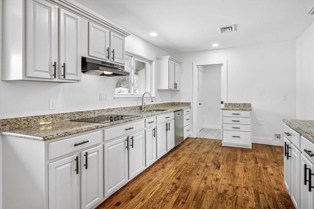 Building Photo - 4024 Diamond Loch W
