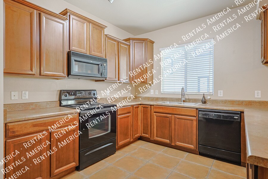 Building Photo - 35101 N 30th Ln