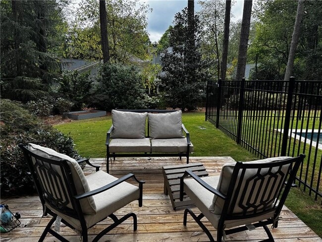 Building Photo - 1495 Spalding Dr