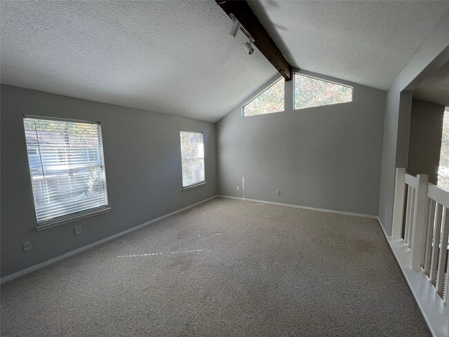 Building Photo - 38 Meadow Cove Dr