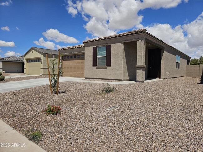 Primary Photo - 1624 W Pima Ave