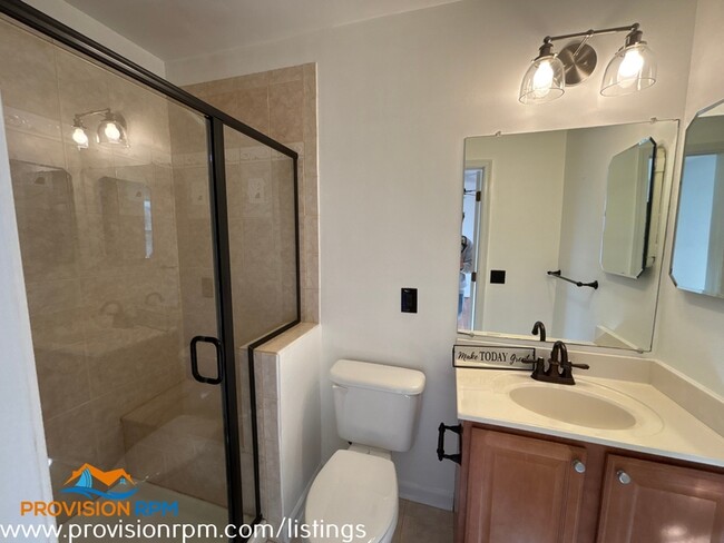 Building Photo - 1618 Bishop Rd