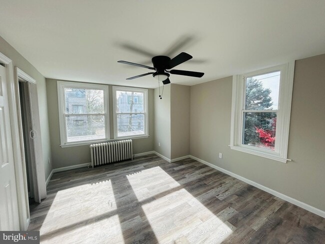 Building Photo - 326 Fountain St